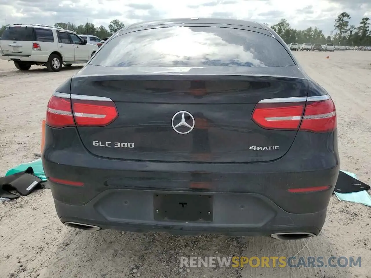 6 fotografías del automóvil dañado WDC0J4KB4KF587008 MERCEDES-BENZ GLC-CLASS 2019