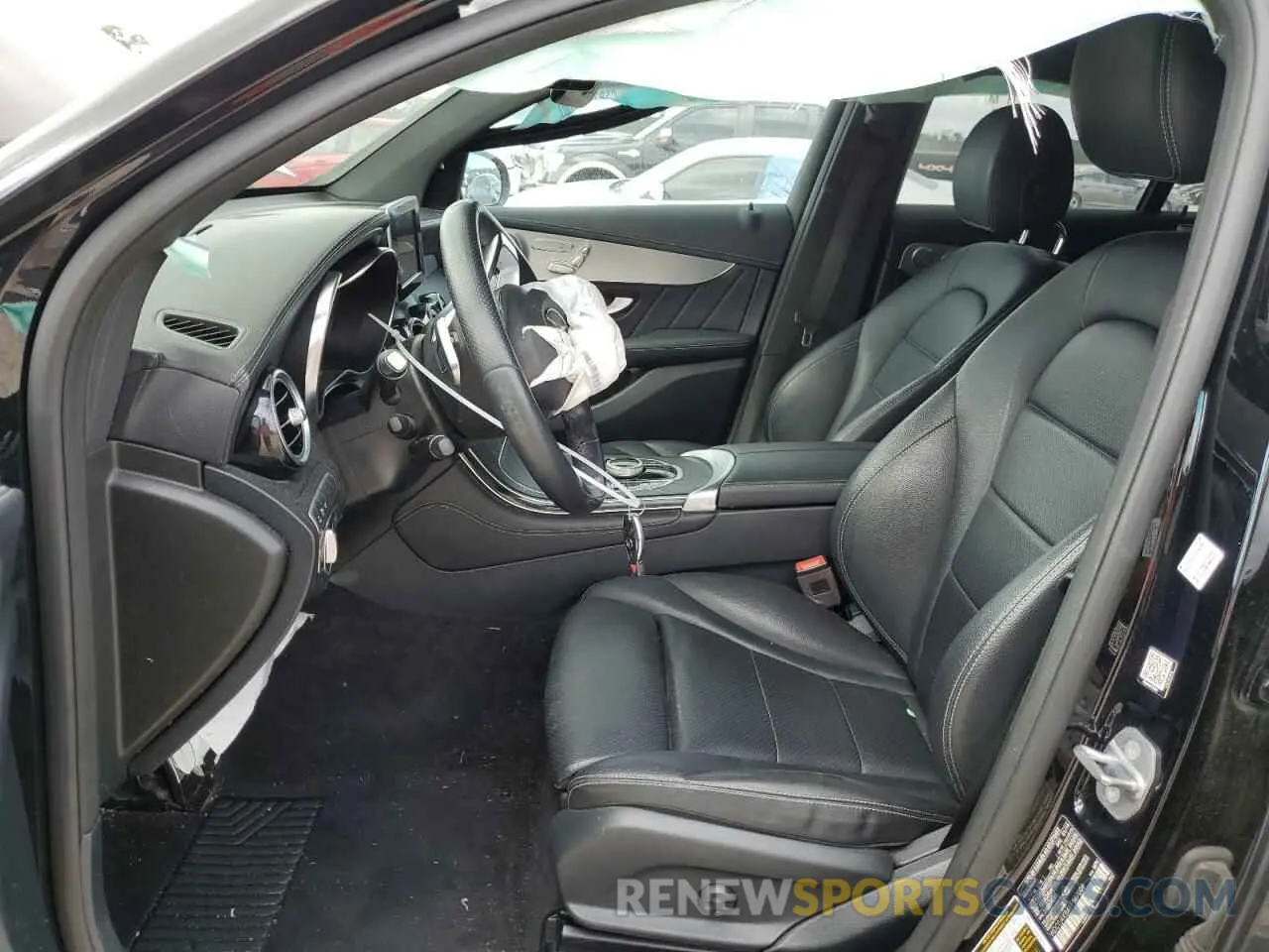 7 fotografías del automóvil dañado WDC0J4KB4KF587008 MERCEDES-BENZ GLC-CLASS 2019