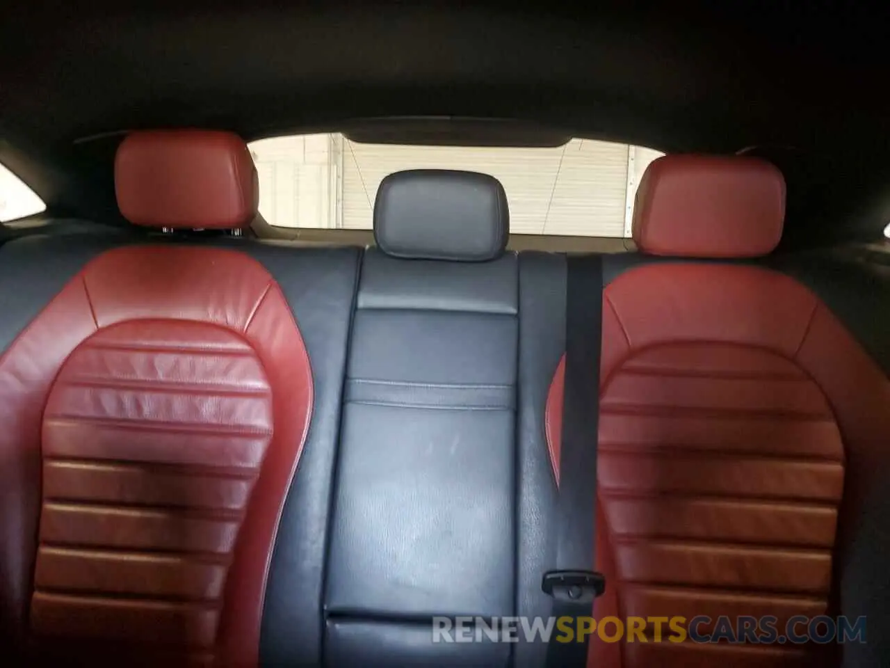 10 fotografías del automóvil dañado WDC0J4KB5KF530929 MERCEDES-BENZ GLC-CLASS 2019