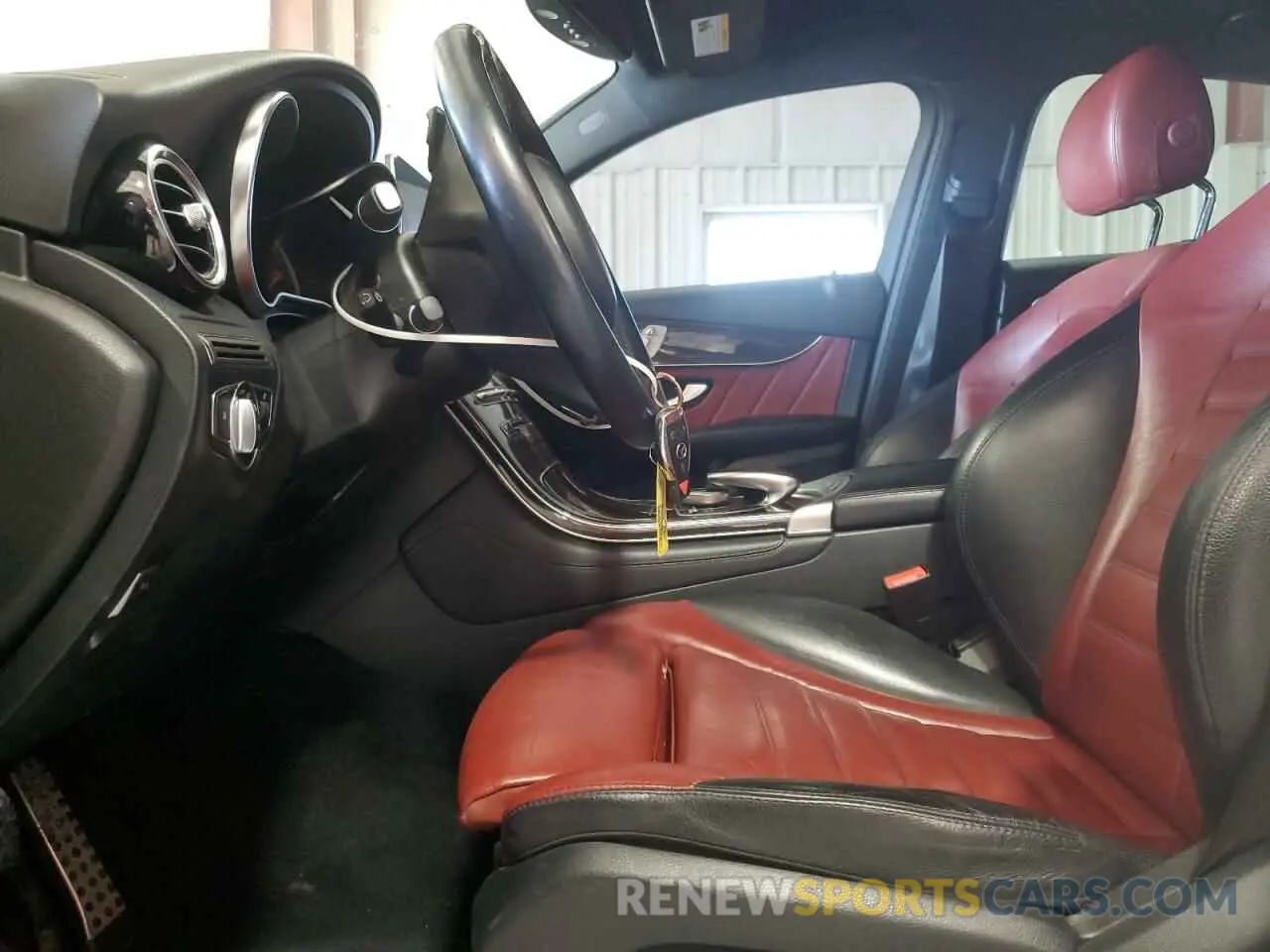 7 fotografías del automóvil dañado WDC0J4KB5KF530929 MERCEDES-BENZ GLC-CLASS 2019