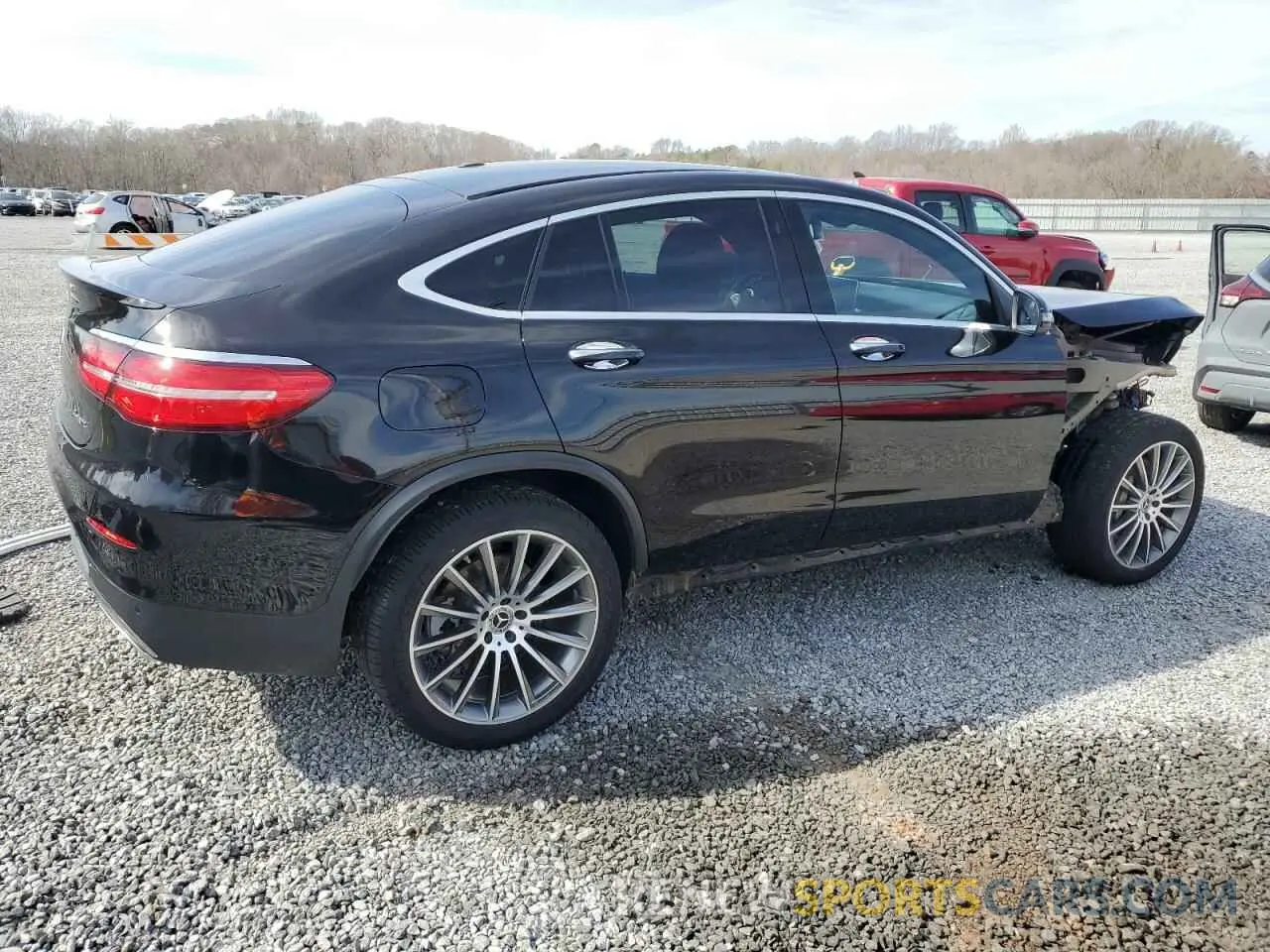 3 fotografías del automóvil dañado WDC0J4KB8KF598819 MERCEDES-BENZ GLC-CLASS 2019