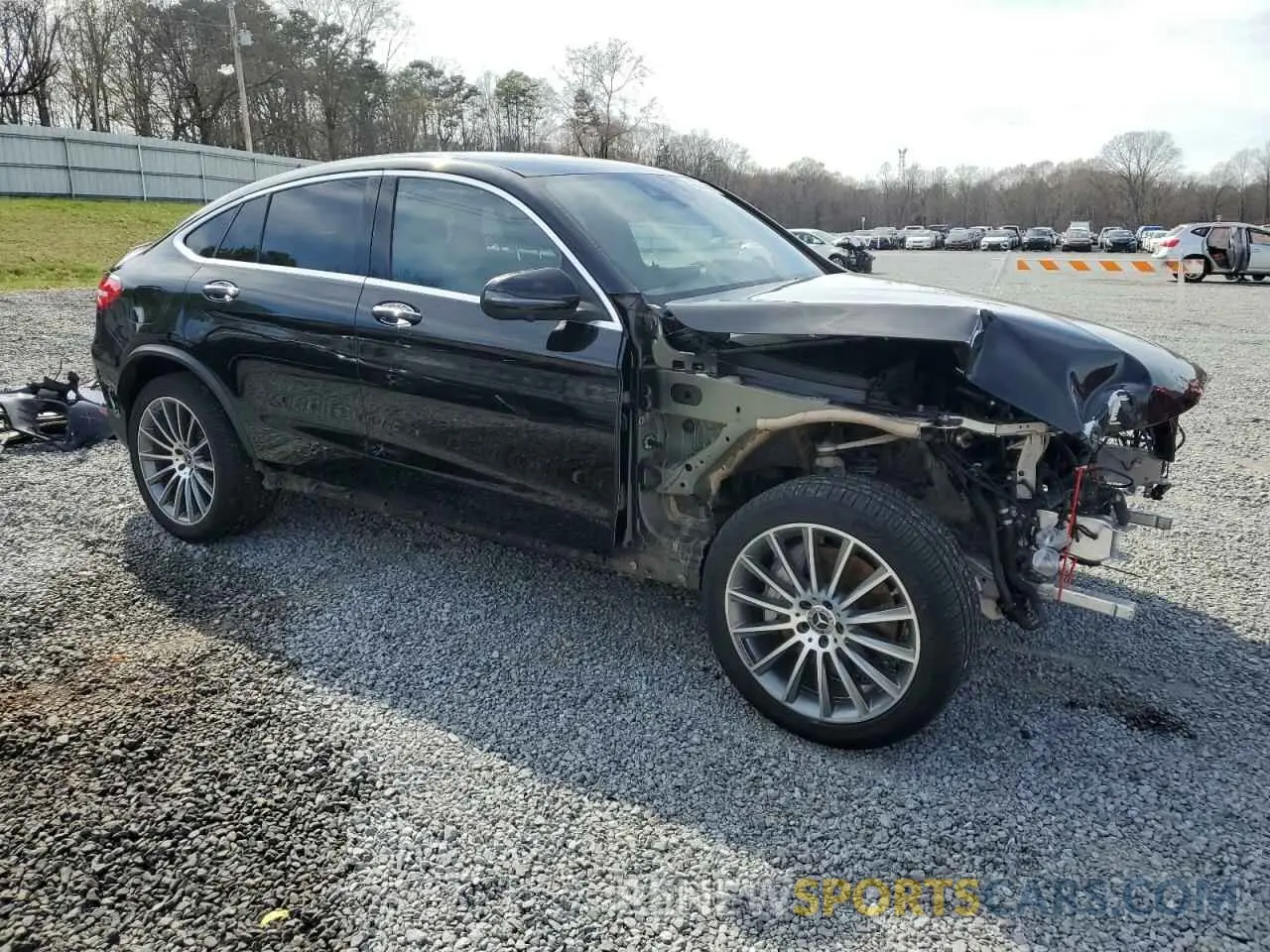 4 fotografías del automóvil dañado WDC0J4KB8KF598819 MERCEDES-BENZ GLC-CLASS 2019