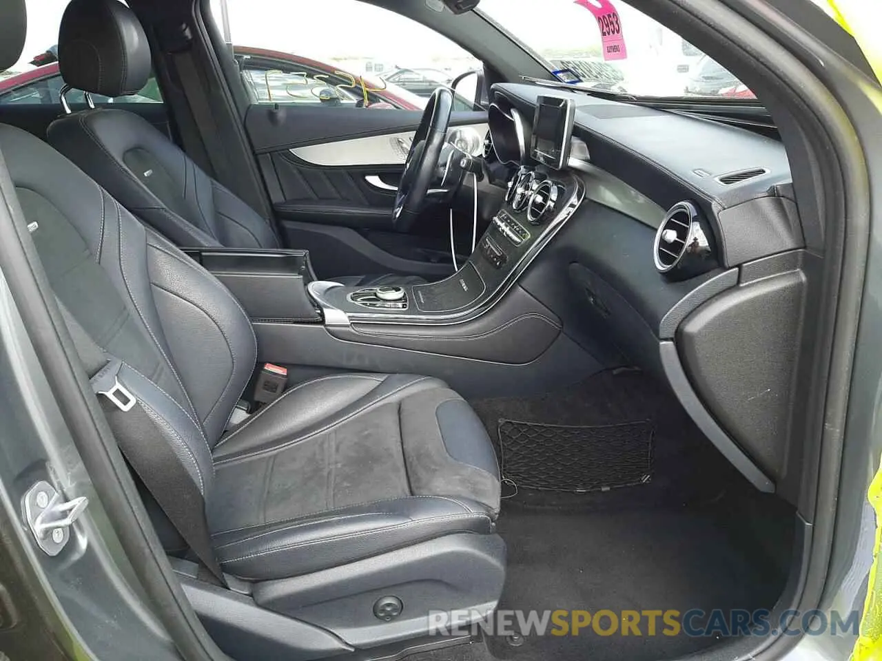 5 fotografías del automóvil dañado WDC0J8JBXKF564910 MERCEDES-BENZ GLC-CLASS 2019