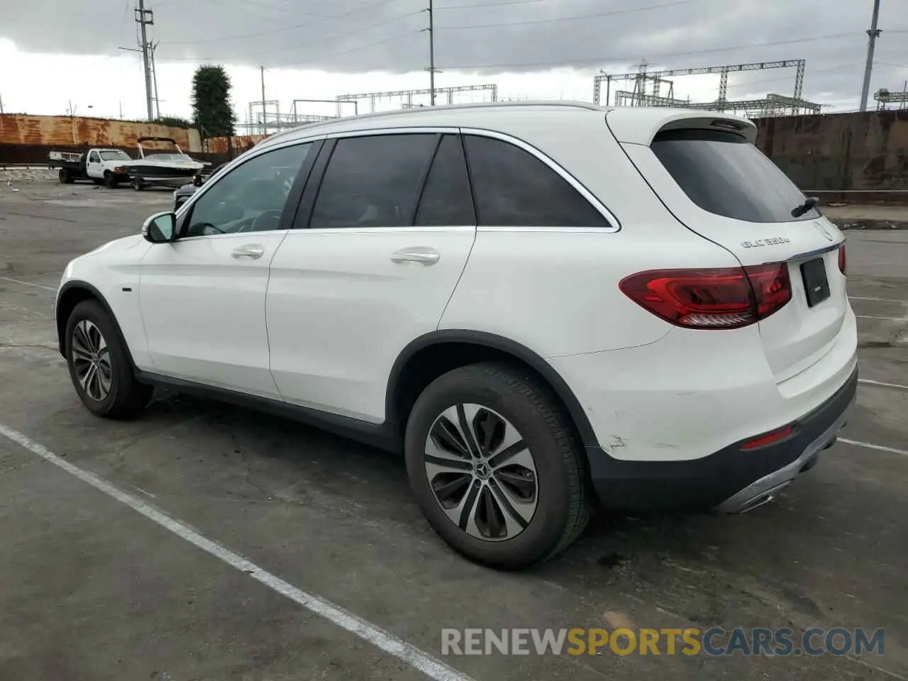 2 fotografías del automóvil dañado W1N0G5DB4LF780325 MERCEDES-BENZ GLC-CLASS 2020
