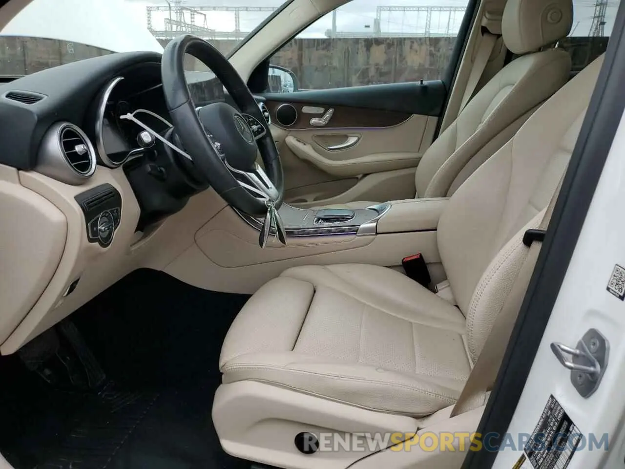 7 fotografías del automóvil dañado W1N0G5DB4LF780325 MERCEDES-BENZ GLC-CLASS 2020