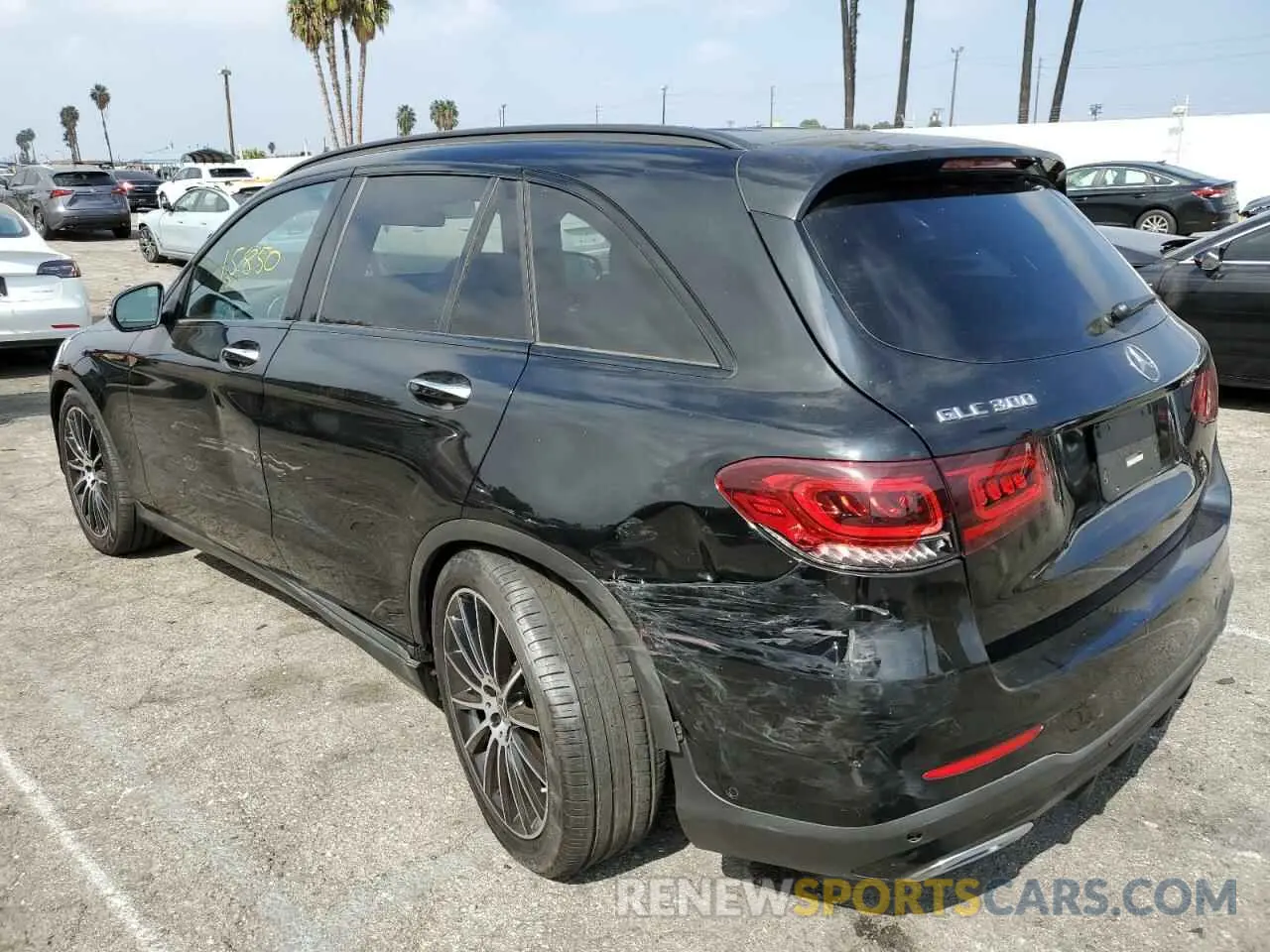 3 fotografías del automóvil dañado W1N0G8DB0LF815170 MERCEDES-BENZ GLC-CLASS 2020