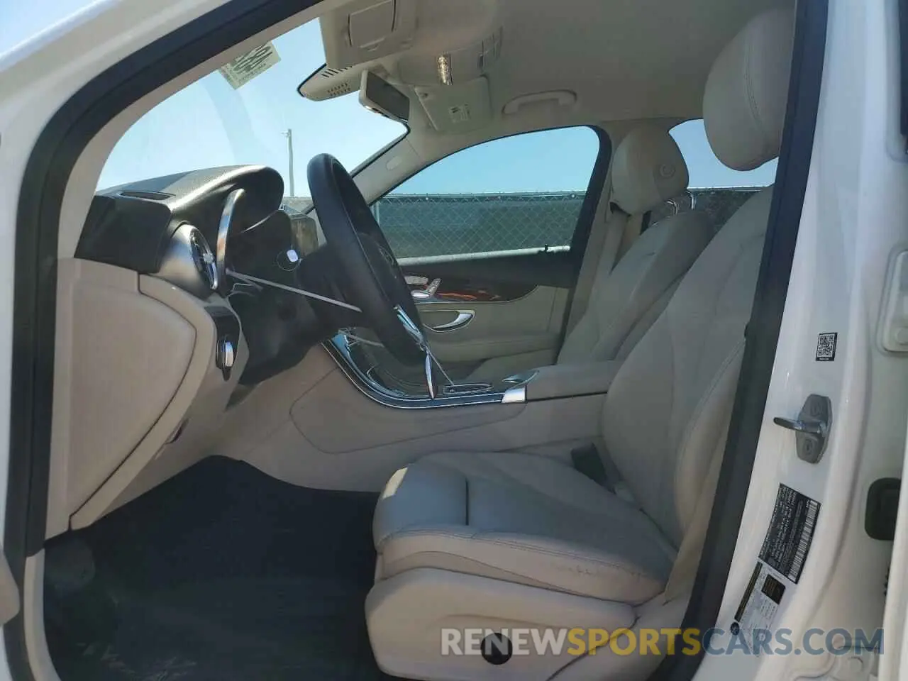 7 fotografías del automóvil dañado W1N0G8DB3LF784562 MERCEDES-BENZ GLC-CLASS 2020