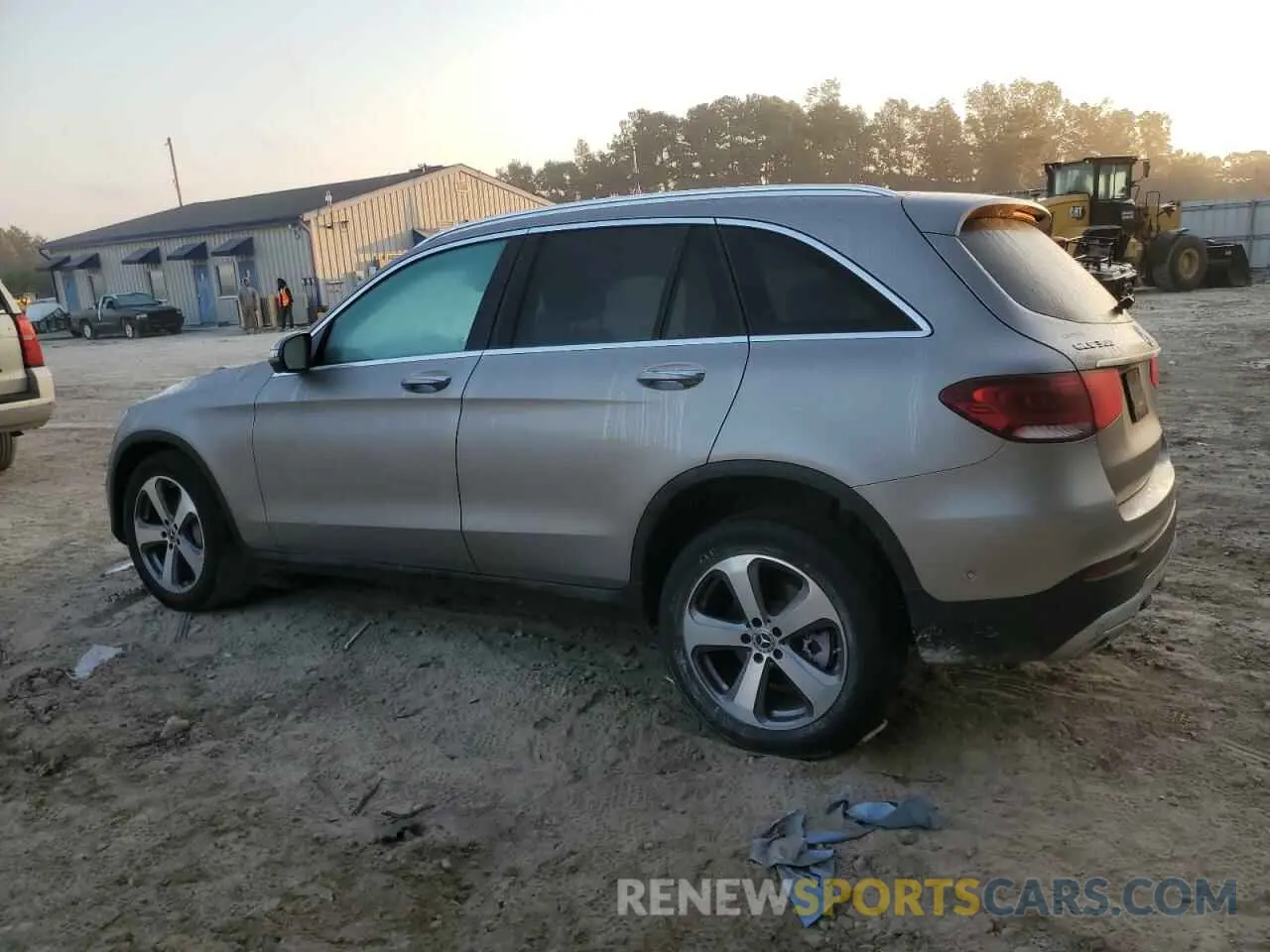 2 fotografías del automóvil dañado W1N0G8DB3LF831752 MERCEDES-BENZ GLC-CLASS 2020