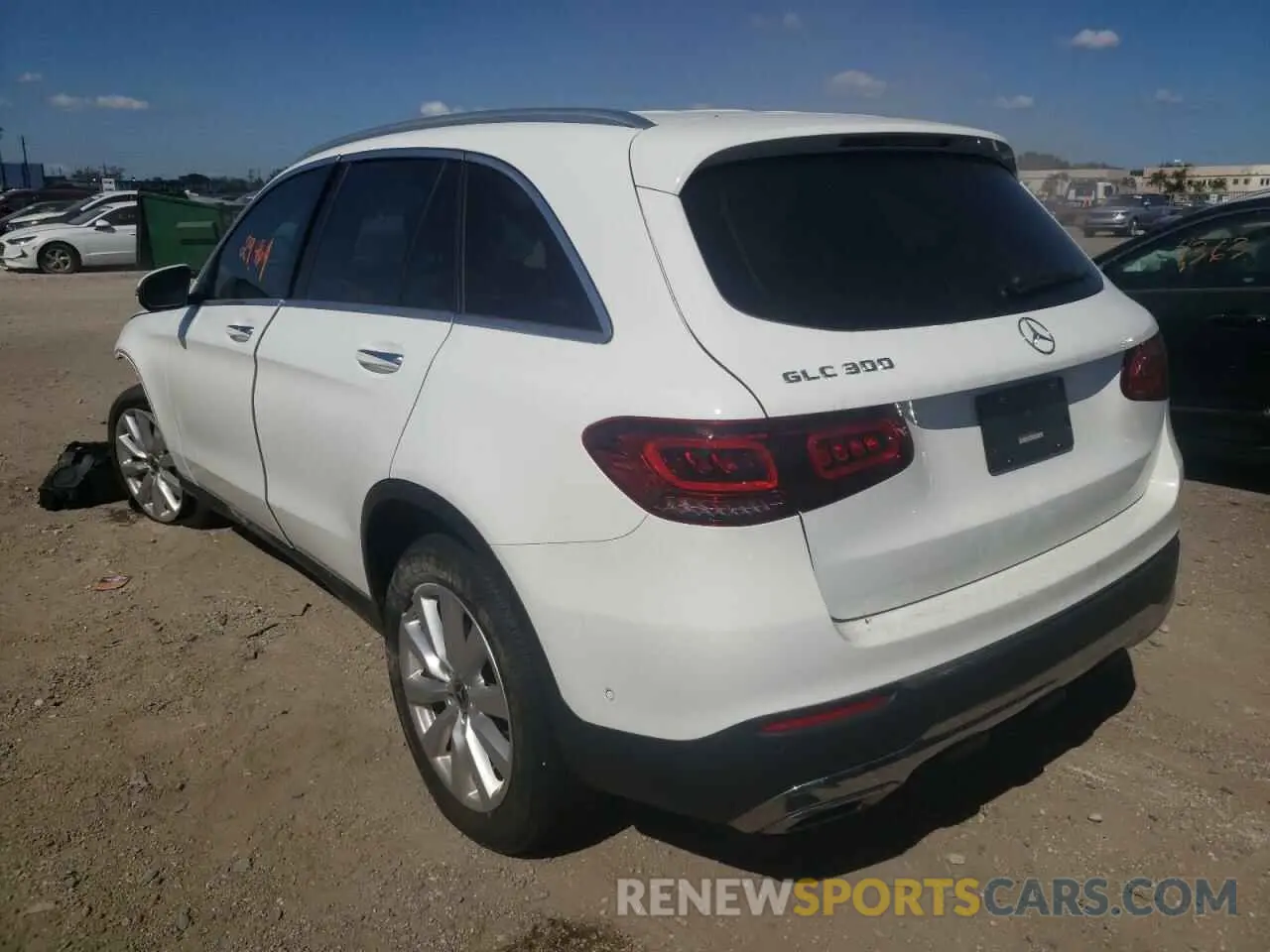 3 fotografías del automóvil dañado W1N0G8DB4LF805175 MERCEDES-BENZ GLC-CLASS 2020