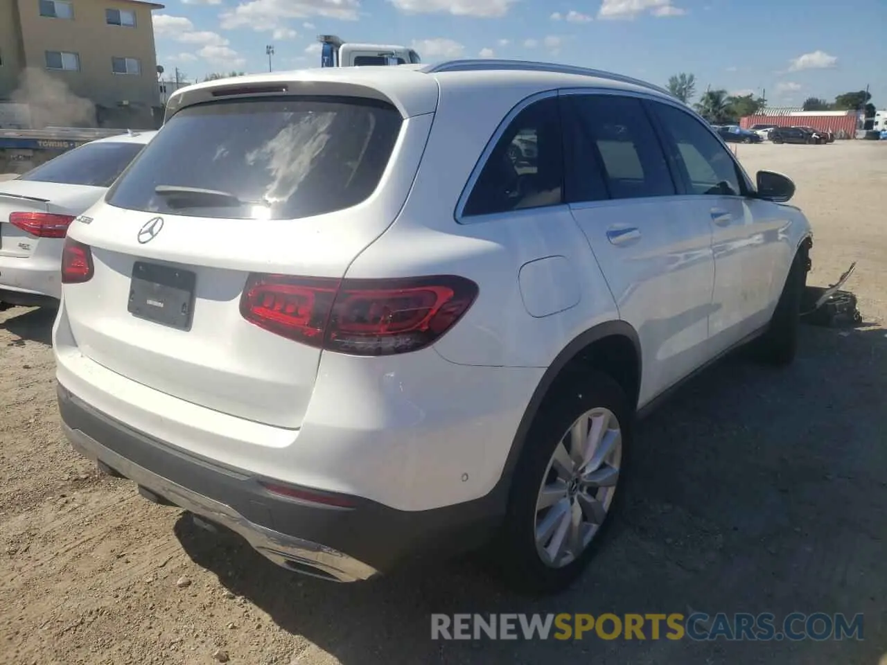 4 fotografías del automóvil dañado W1N0G8DB4LF805175 MERCEDES-BENZ GLC-CLASS 2020