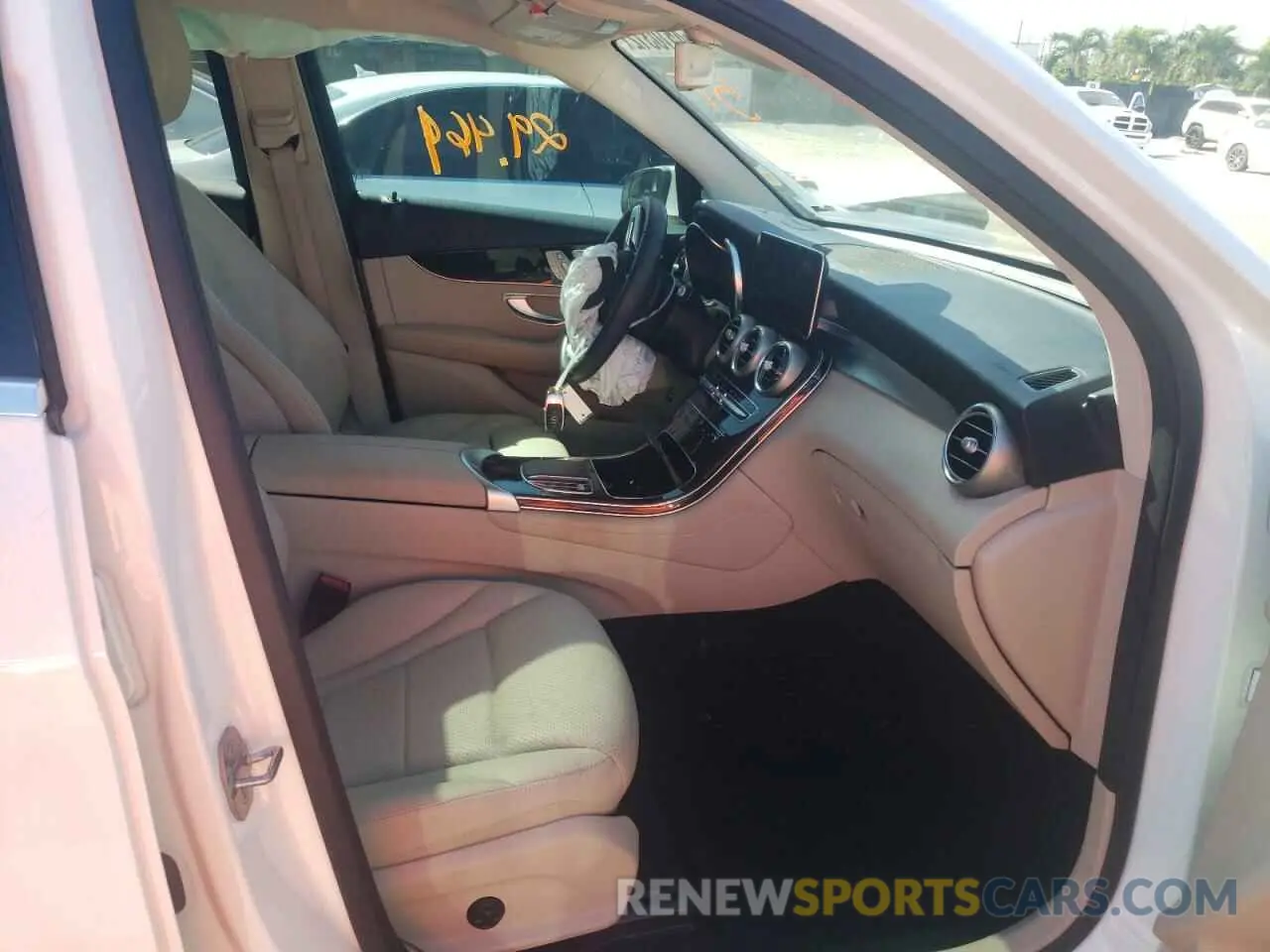 5 fotografías del automóvil dañado W1N0G8DB4LF805175 MERCEDES-BENZ GLC-CLASS 2020