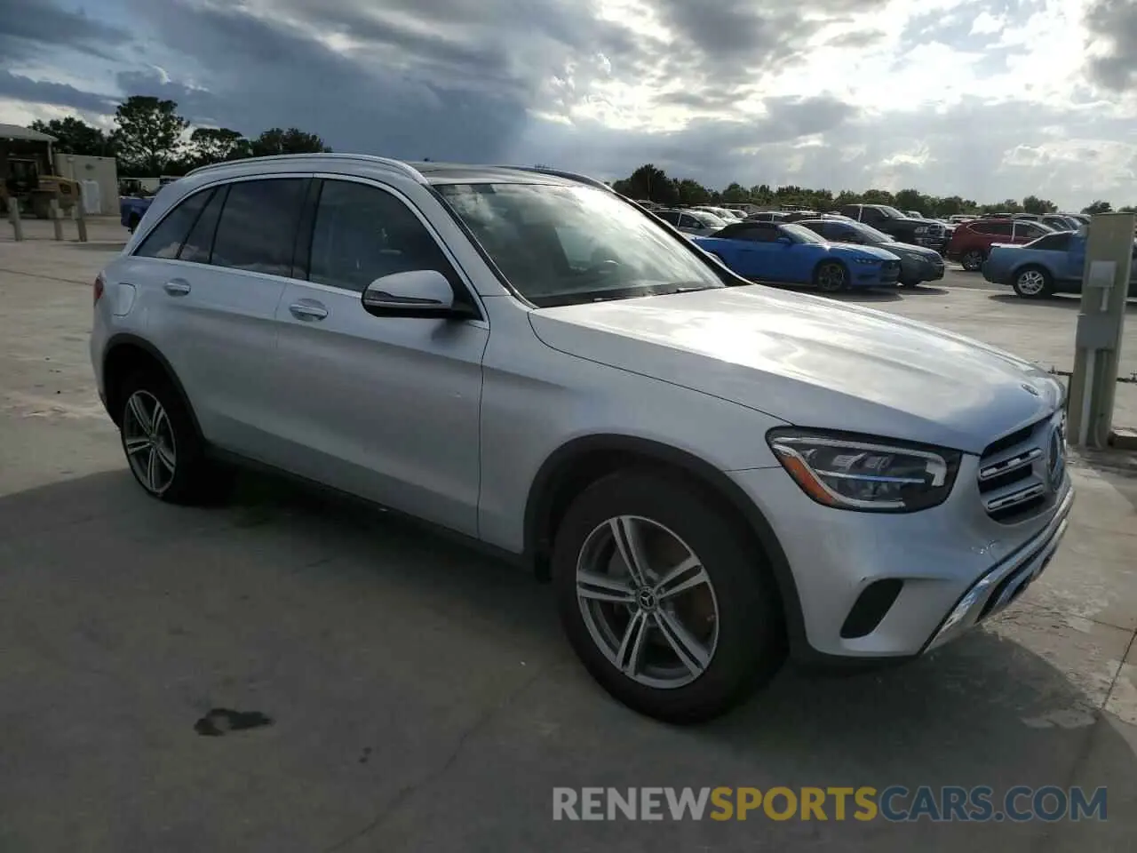 4 fotografías del automóvil dañado W1N0G8DB7LF803520 MERCEDES-BENZ GLC-CLASS 2020