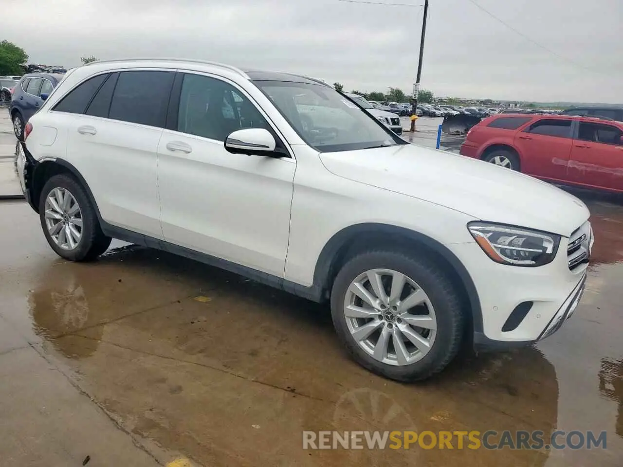 4 fotografías del automóvil dañado W1N0G8DB8LF828040 MERCEDES-BENZ GLC-CLASS 2020