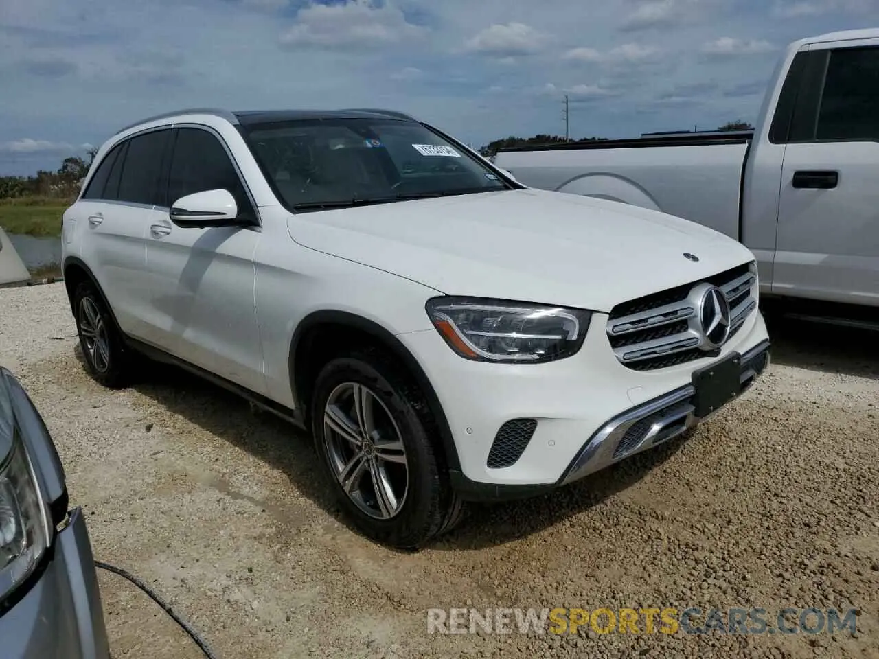 4 fotografías del automóvil dañado W1N0G8DB9LF854050 MERCEDES-BENZ GLC-CLASS 2020