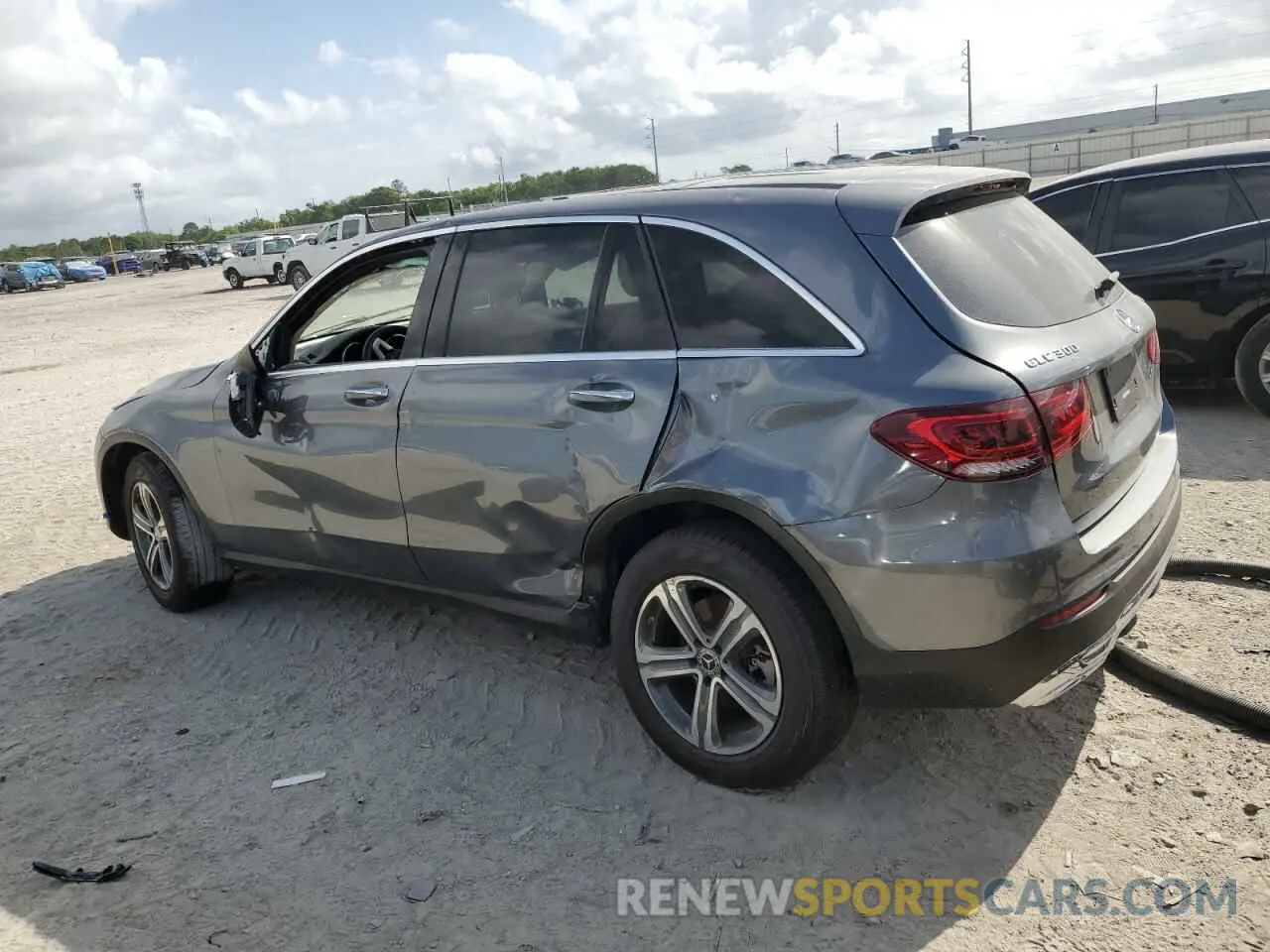 2 fotografías del automóvil dañado W1N0G8EBXLF767188 MERCEDES-BENZ GLC-CLASS 2020