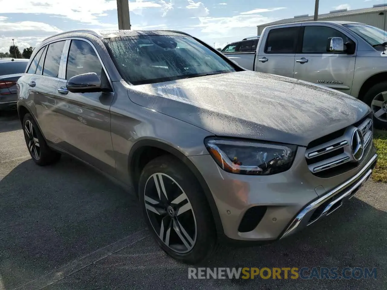 4 fotografías del automóvil dañado WDC0G8DB2LF698502 MERCEDES-BENZ GLC-CLASS 2020
