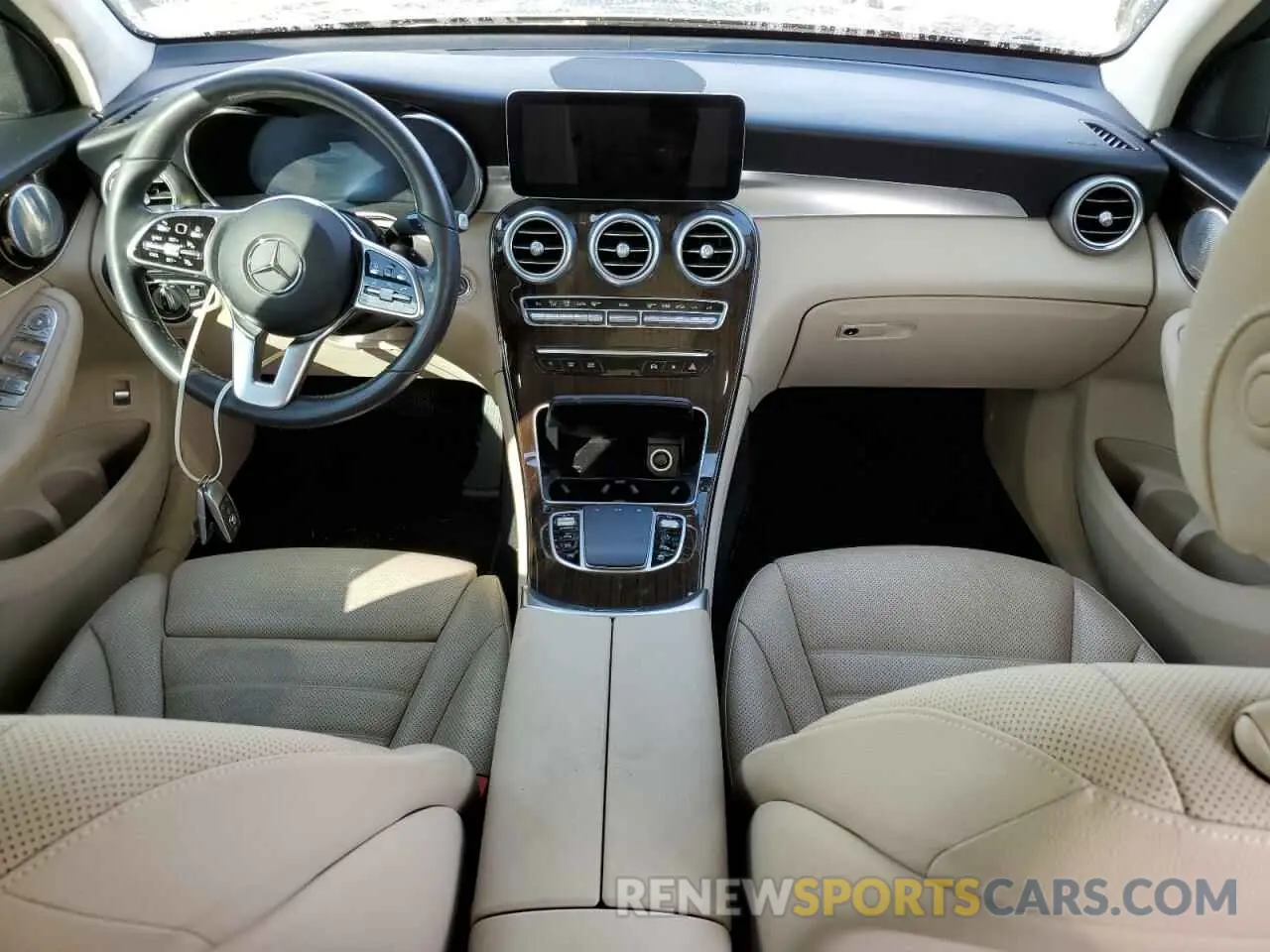 8 fotografías del automóvil dañado WDC0G8DB2LF698502 MERCEDES-BENZ GLC-CLASS 2020