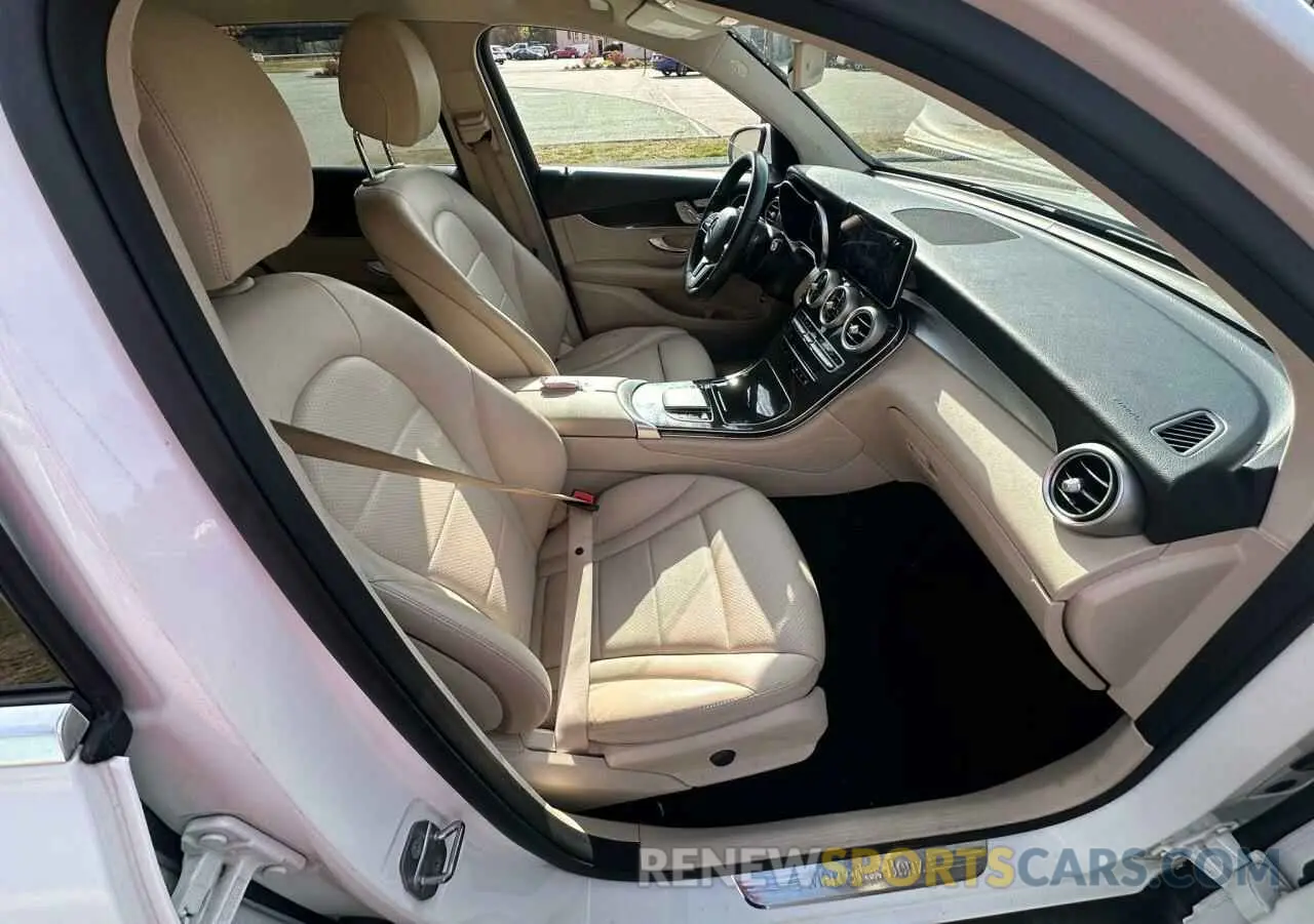 5 fotografías del automóvil dañado WDC0G8DB3LF735475 MERCEDES-BENZ GLC-CLASS 2020