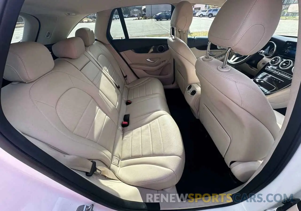 6 fotografías del automóvil dañado WDC0G8DB3LF735475 MERCEDES-BENZ GLC-CLASS 2020