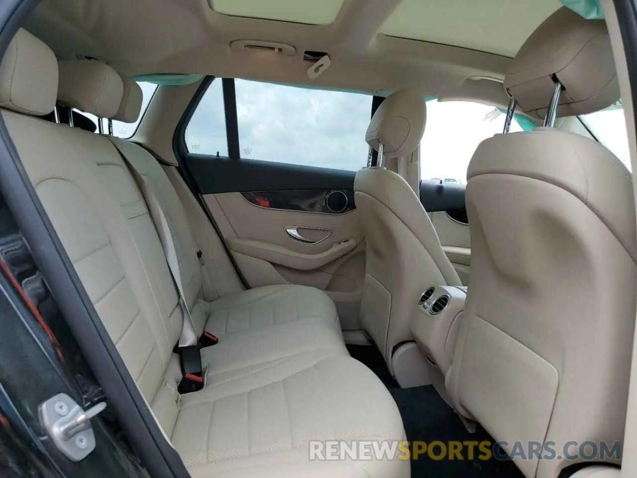 11 fotografías del automóvil dañado WDC0G8DB3LF755824 MERCEDES-BENZ GLC-CLASS 2020