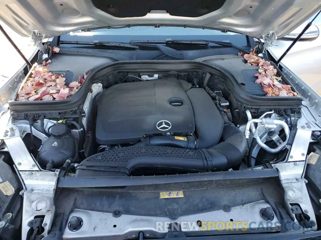 12 fotografías del automóvil dañado WDC0G8EB0LF675749 MERCEDES-BENZ GLC-CLASS 2020