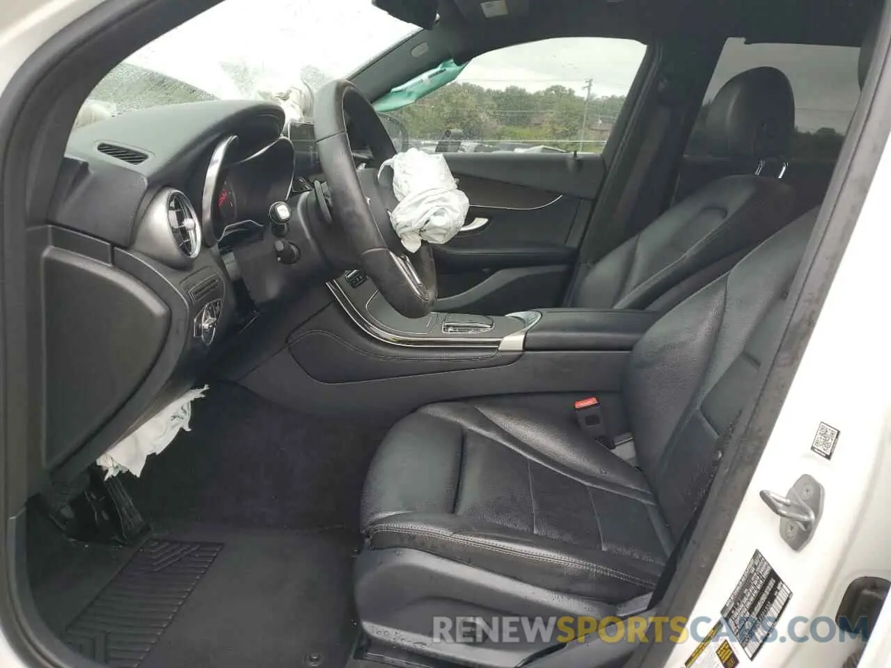 7 fotografías del automóvil dañado WDC0G8EB0LF701332 MERCEDES-BENZ GLC-CLASS 2020