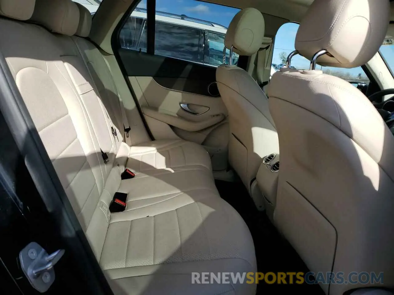 10 fotografías del automóvil dañado WDC0G8EB2LF755117 MERCEDES-BENZ GLC-CLASS 2020