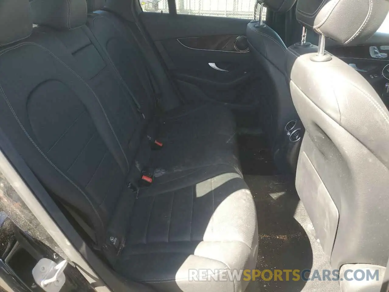 11 fotografías del automóvil dañado WDC0G8EB3LF748287 MERCEDES-BENZ GLC-CLASS 2020
