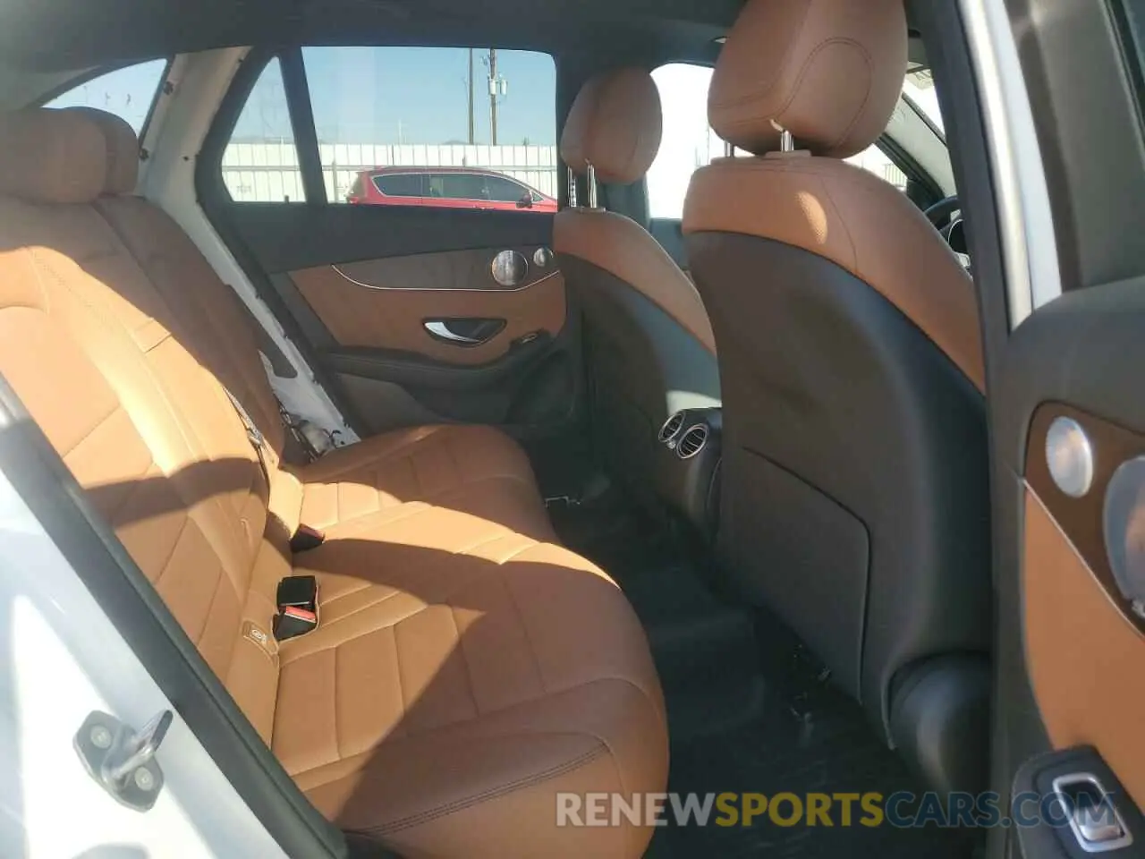 11 fotografías del automóvil dañado WDC0G8EB4LF700801 MERCEDES-BENZ GLC-CLASS 2020