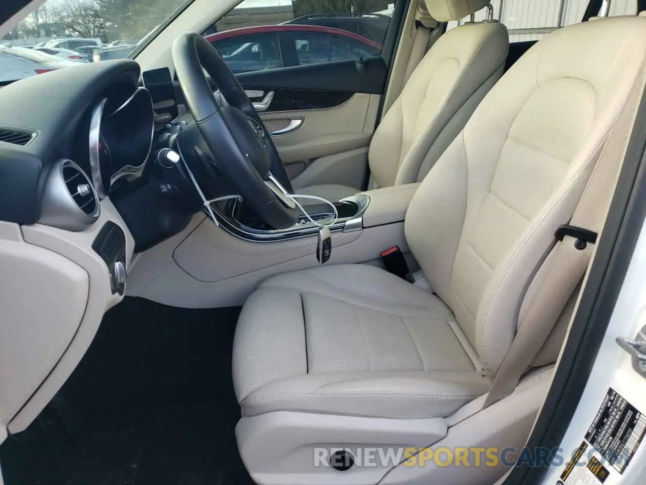 7 fotografías del automóvil dañado WDC0G8EB6LF724050 MERCEDES-BENZ GLC-CLASS 2020