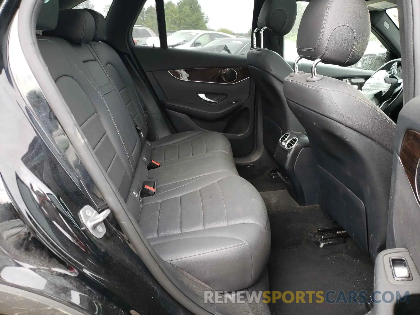 6 fotografías del automóvil dañado WDC0G8EB7LF673741 MERCEDES-BENZ GLC-CLASS 2020