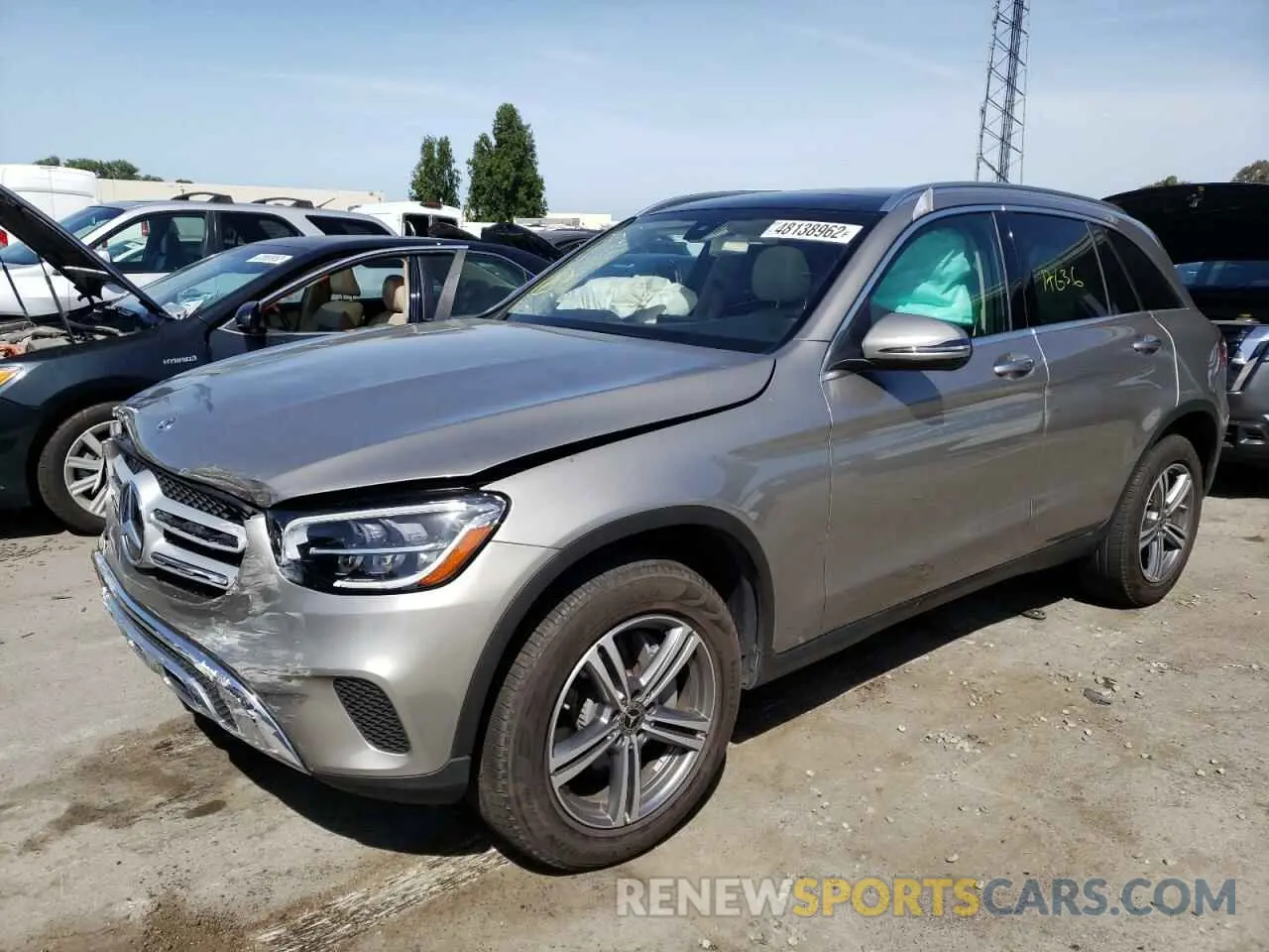 2 fotografías del automóvil dañado WDC0G8EB9LF683123 MERCEDES-BENZ GLC-CLASS 2020