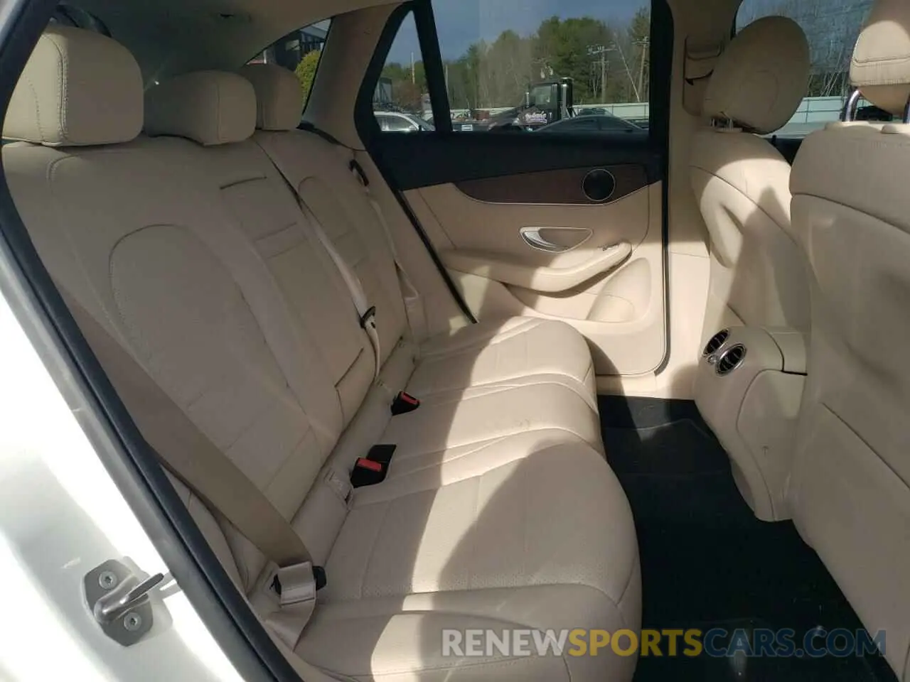11 fotografías del automóvil dañado WDC0G8EBXLF718526 MERCEDES-BENZ GLC-CLASS 2020