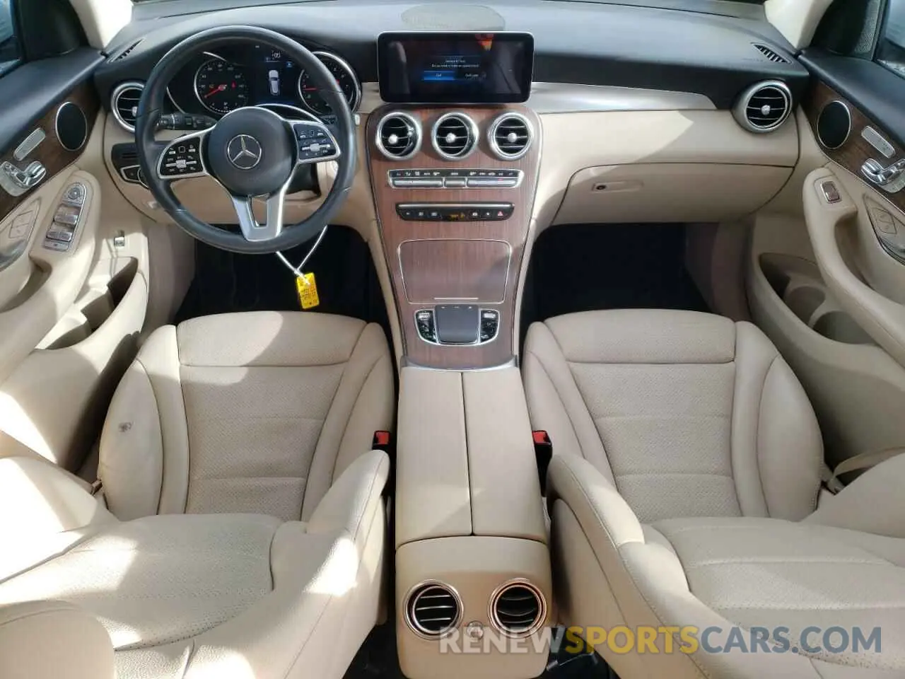 8 fotografías del automóvil dañado WDC0G8EBXLF718526 MERCEDES-BENZ GLC-CLASS 2020