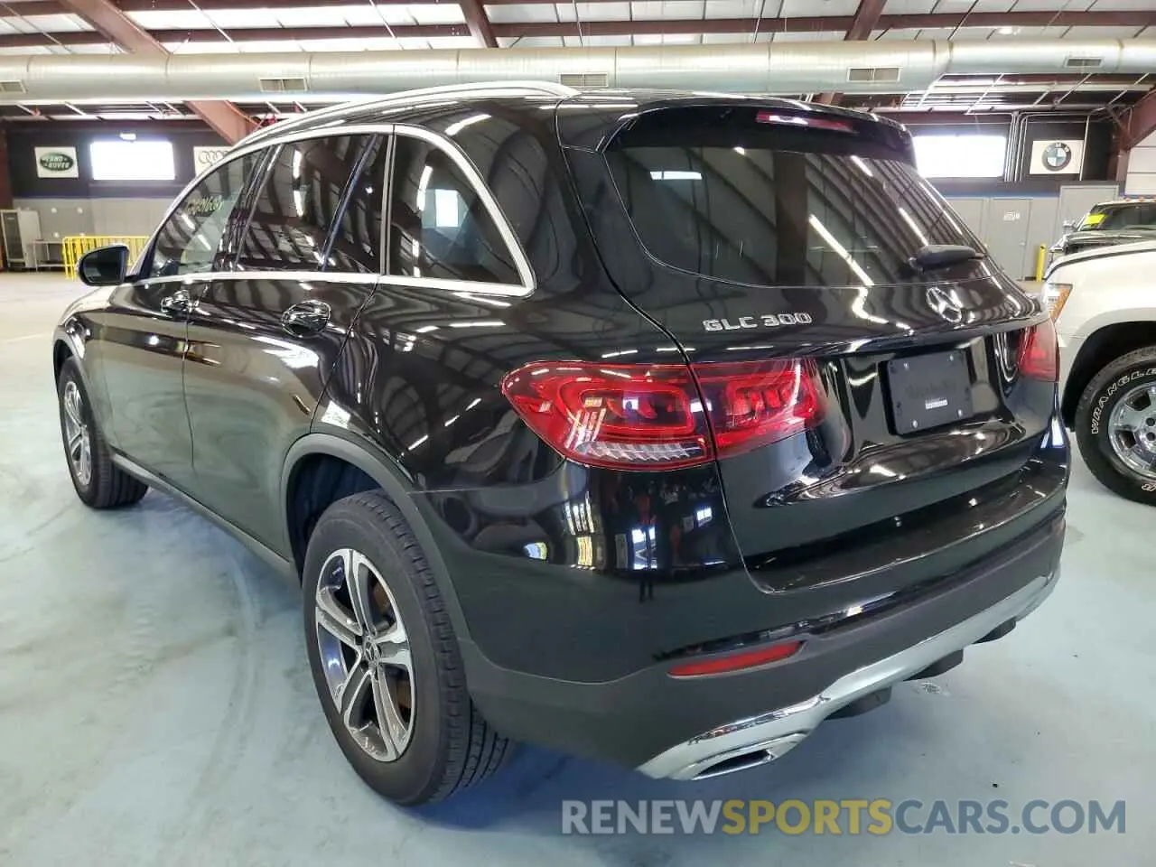 3 fotografías del automóvil dañado WDC0G8EBXLF734337 MERCEDES-BENZ GLC-CLASS 2020