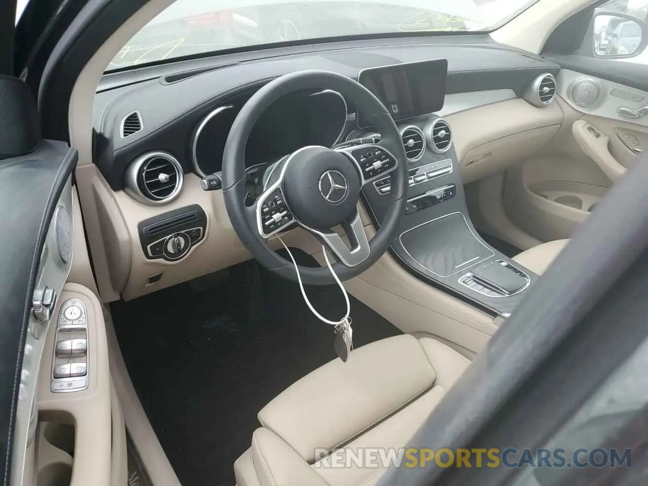 8 fotografías del automóvil dañado WDC0J8EB5LF731797 MERCEDES-BENZ GLC-CLASS 2020