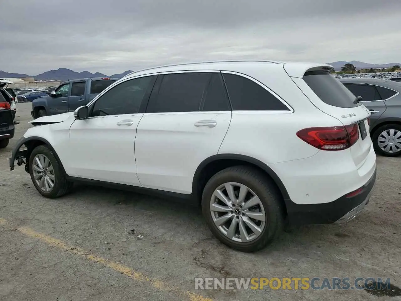 2 fotografías del automóvil dañado W1N0G8DB4MV283431 MERCEDES-BENZ GLC-CLASS 2021