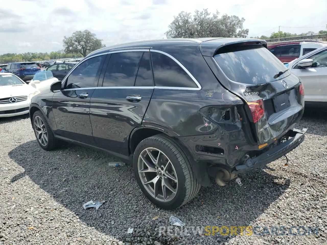 2 fotografías del automóvil dañado W1N0G8DB5MV301841 MERCEDES-BENZ GLC-CLASS 2021