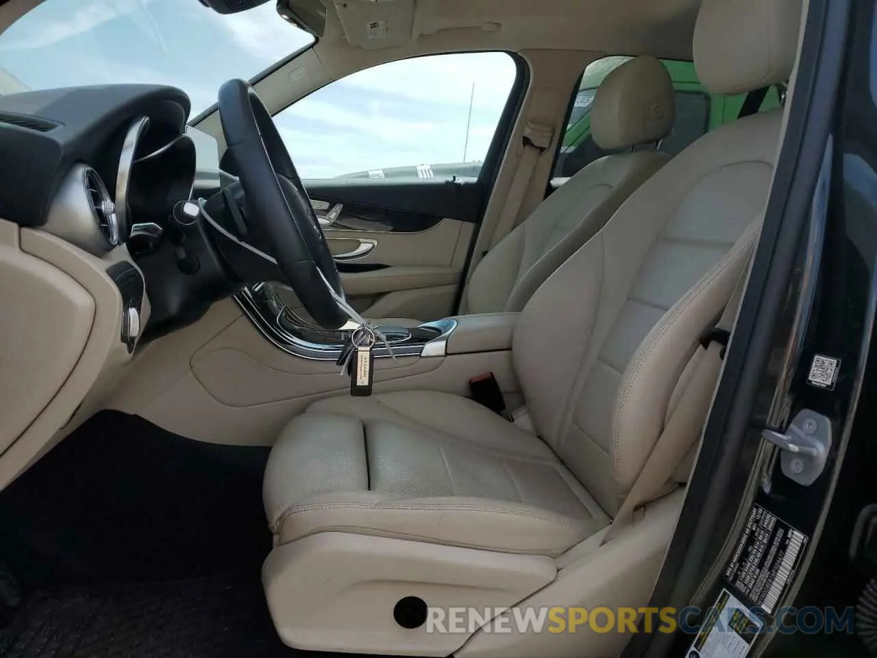 7 fotografías del automóvil dañado W1N0G8EB1MF924477 MERCEDES-BENZ GLC-CLASS 2021