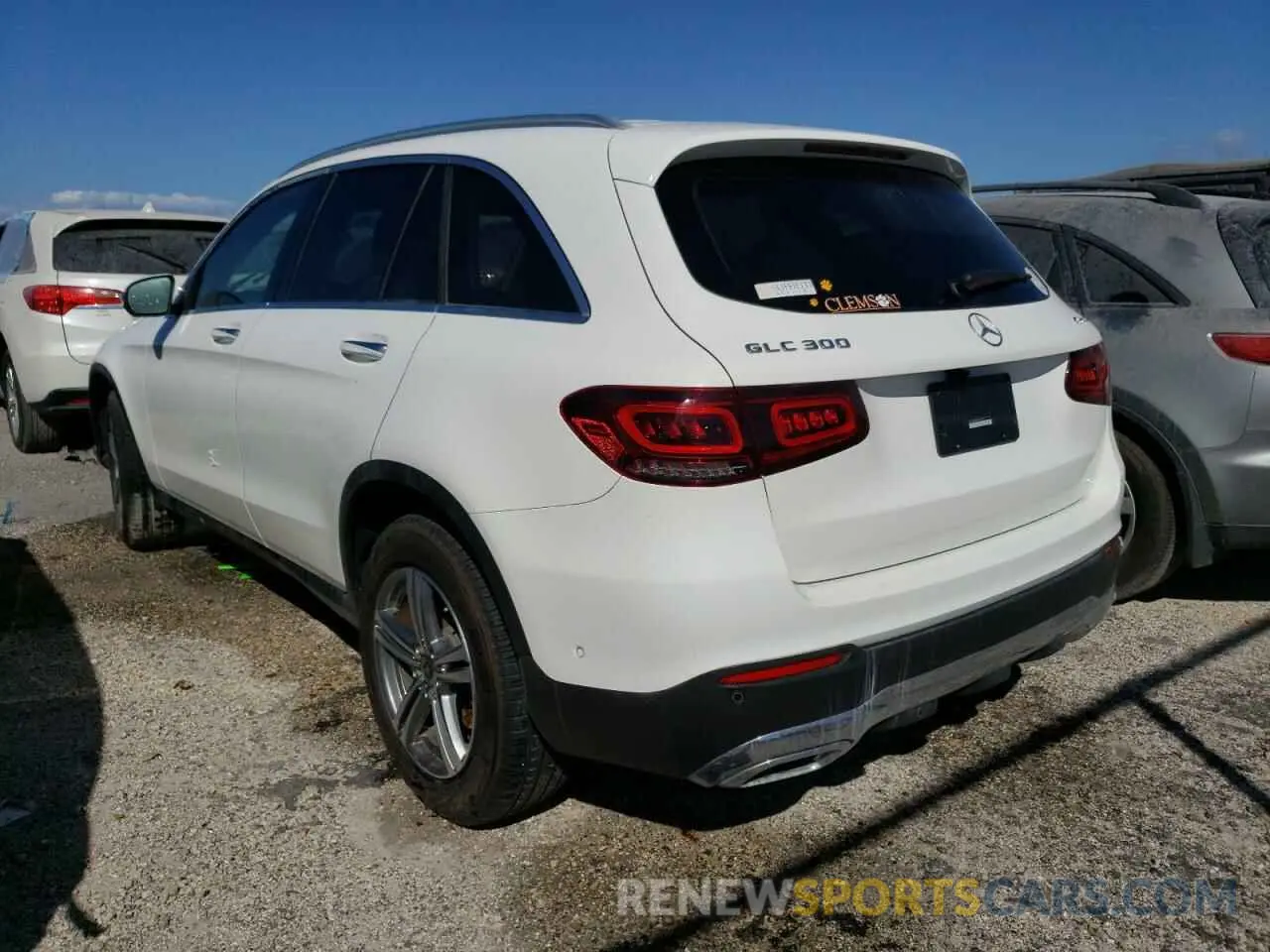 3 fotografías del automóvil dañado W1N0G8EB4MV276705 MERCEDES-BENZ GLC-CLASS 2021