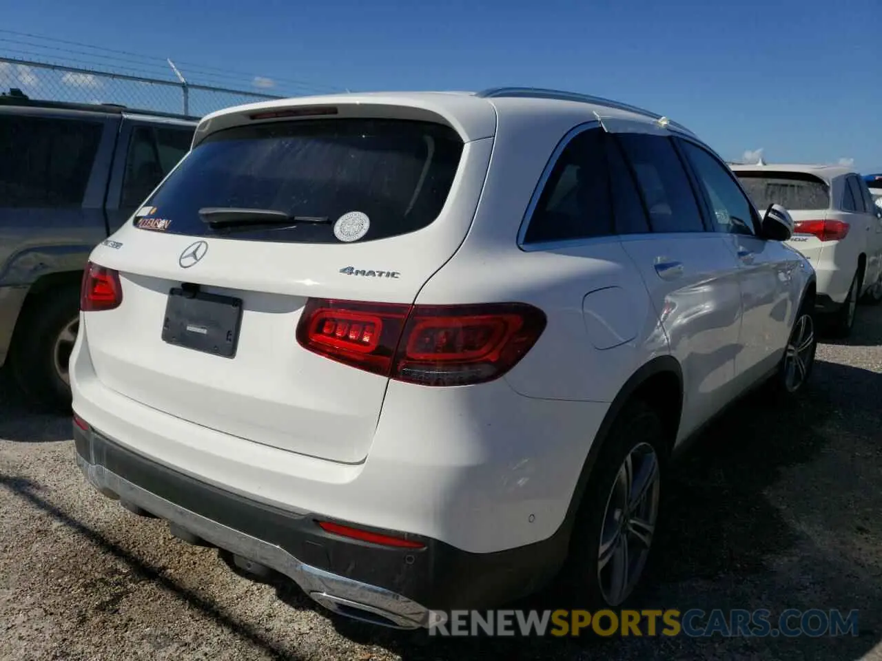 4 fotografías del automóvil dañado W1N0G8EB4MV276705 MERCEDES-BENZ GLC-CLASS 2021