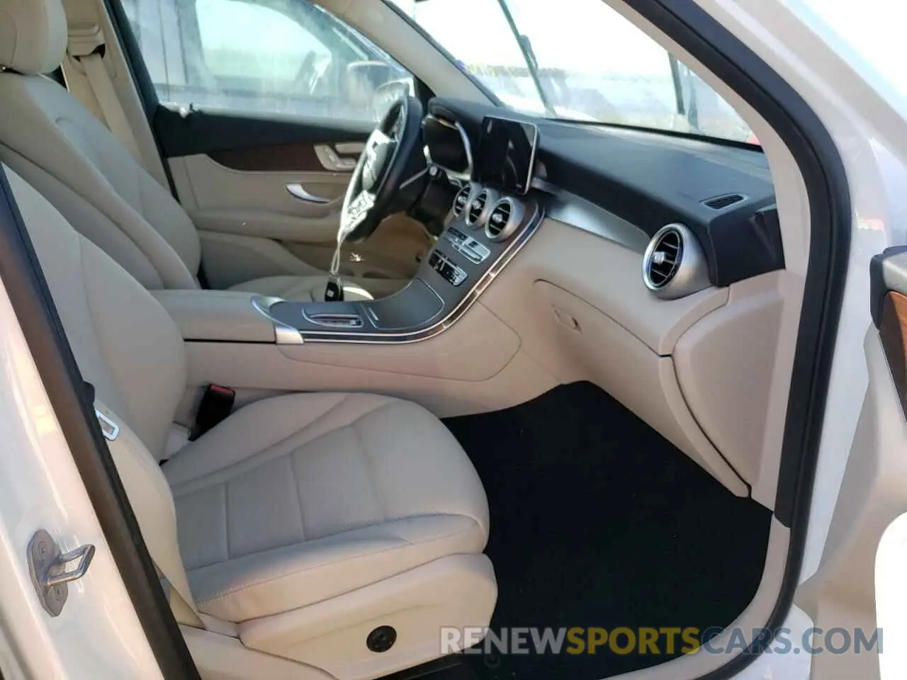 5 fotografías del automóvil dañado W1N0G8EB4MV276705 MERCEDES-BENZ GLC-CLASS 2021