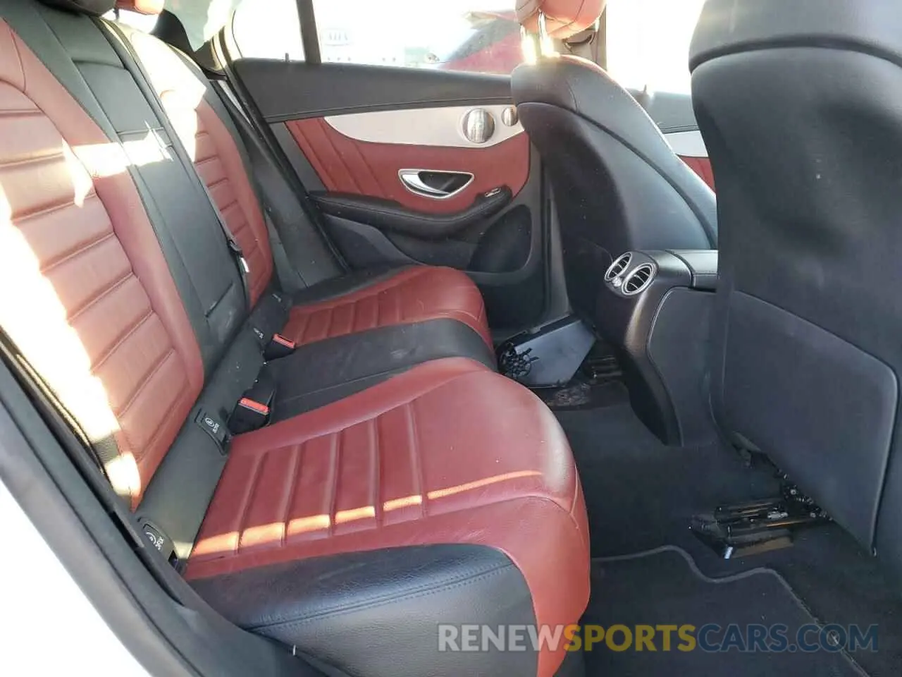 10 fotografías del automóvil dañado W1N0J6EB4MF910126 MERCEDES-BENZ GLC-CLASS 2021