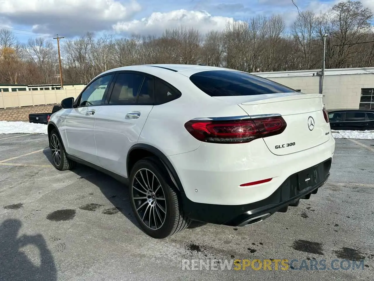 2 fotografías del automóvil dañado W1N0J8EB0MF941241 MERCEDES-BENZ GLC-CLASS 2021