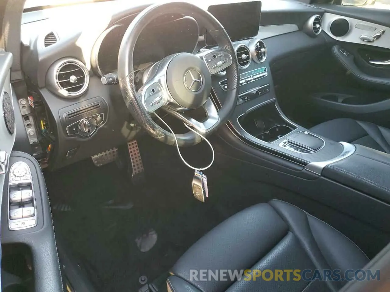8 fotografías del automóvil dañado W1N0G8DB4NV361868 MERCEDES-BENZ GLC-CLASS 2022