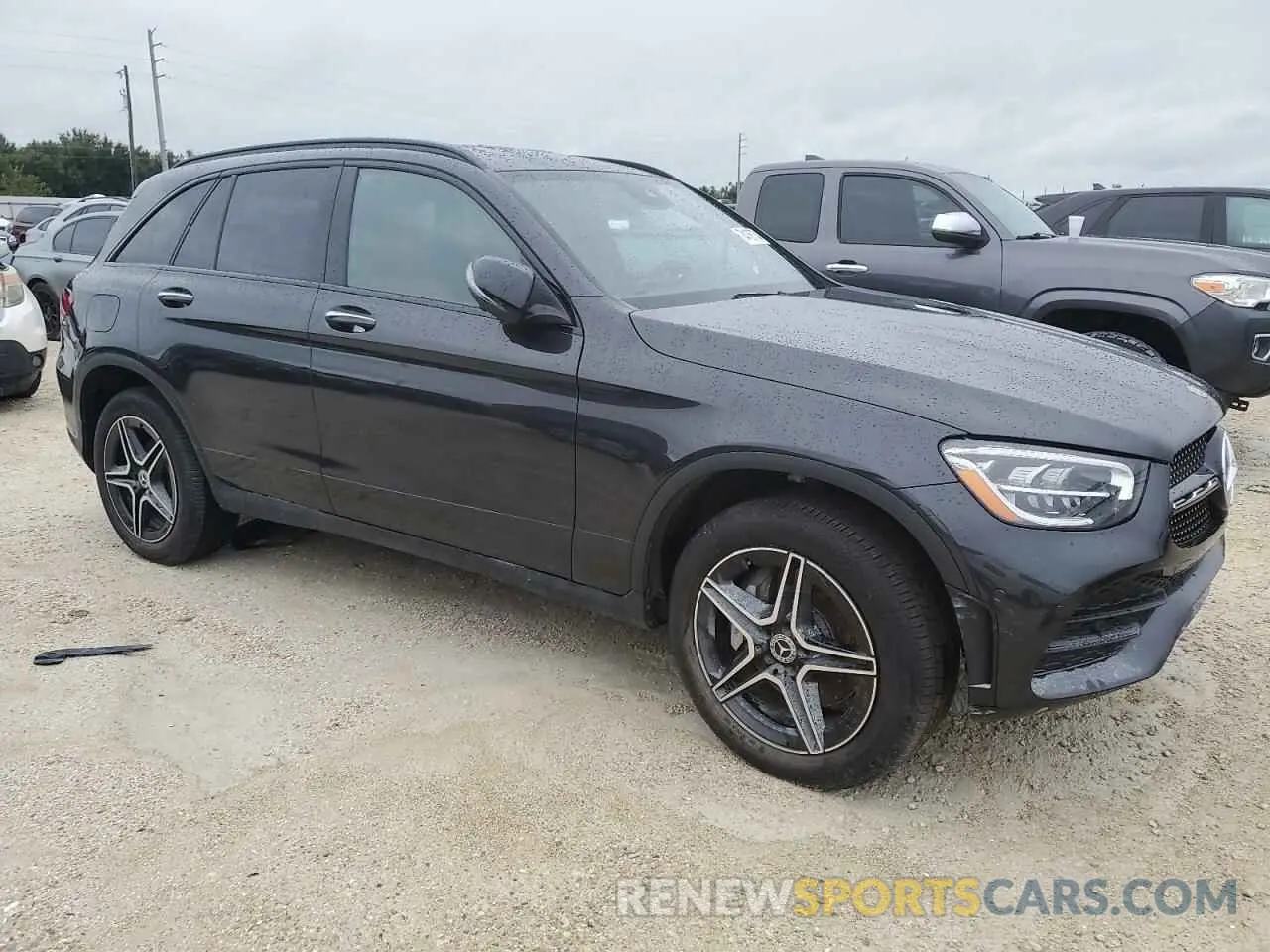 4 fotografías del automóvil dañado W1N0G8DB5NG077427 MERCEDES-BENZ GLC-CLASS 2022
