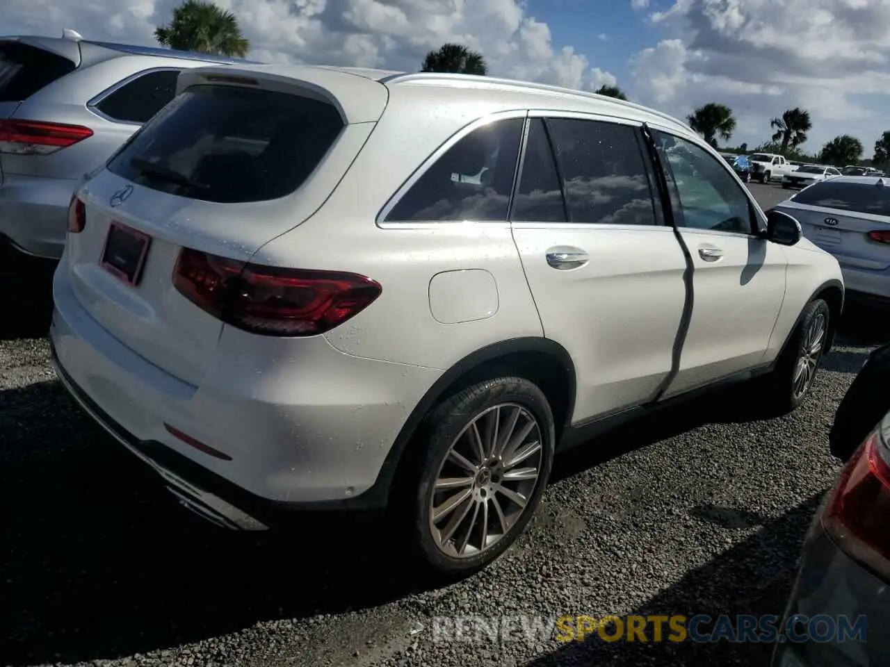 3 fotografías del automóvil dañado W1N0G8DB9NG020180 MERCEDES-BENZ GLC-CLASS 2022