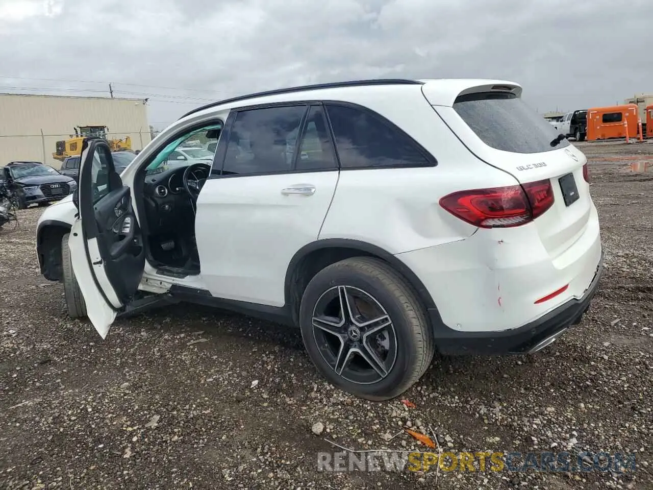2 fotografías del automóvil dañado W1N0G8DB9NV385499 MERCEDES-BENZ GLC-CLASS 2022