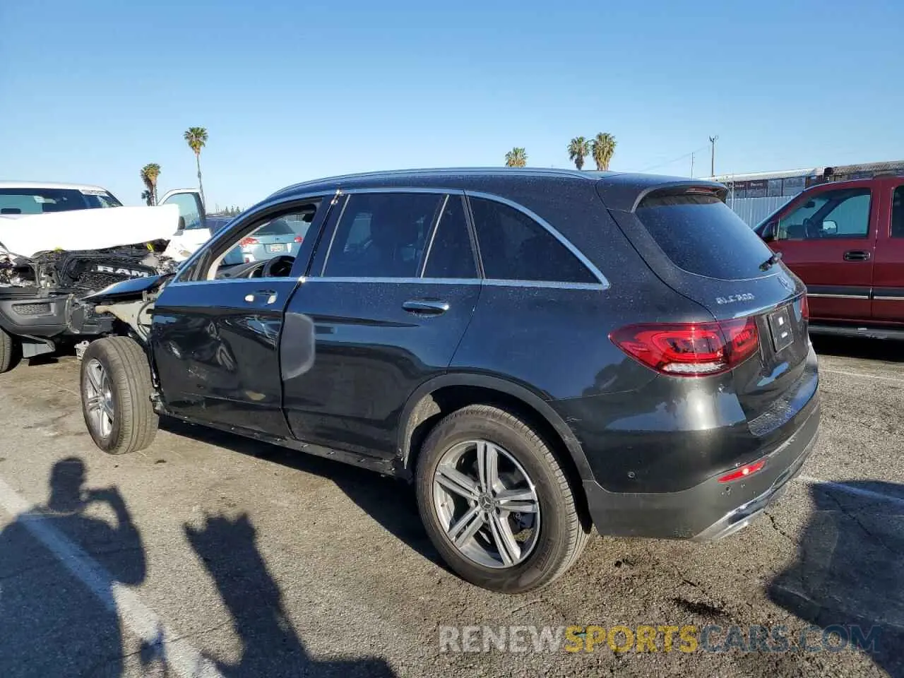 2 fotografías del automóvil dañado W1N0G8DBXNV372874 MERCEDES-BENZ GLC-CLASS 2022