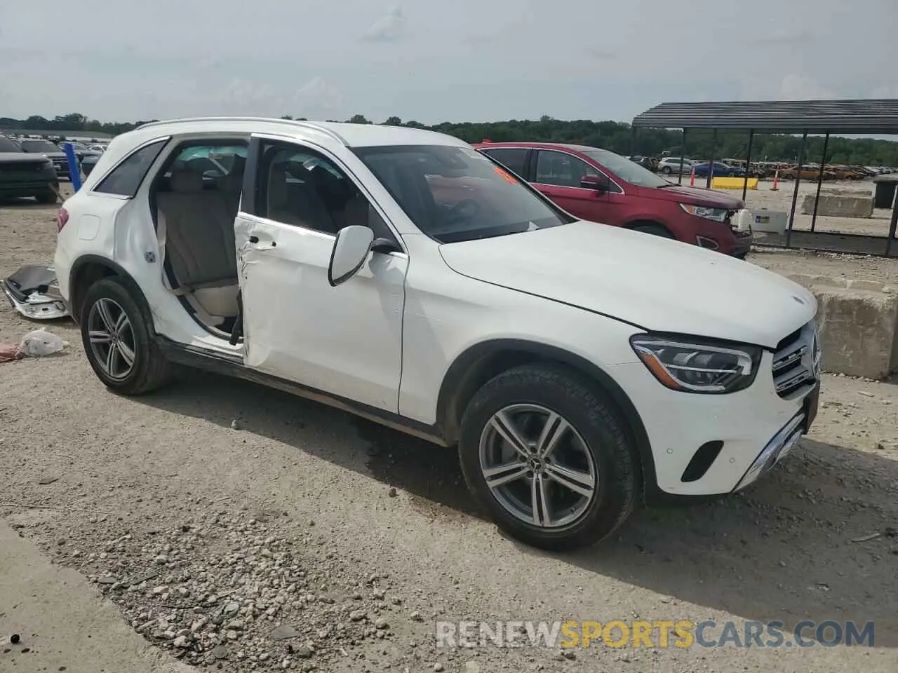 4 fotografías del automóvil dañado W1N0G8EB2NV394348 MERCEDES-BENZ GLC-CLASS 2022